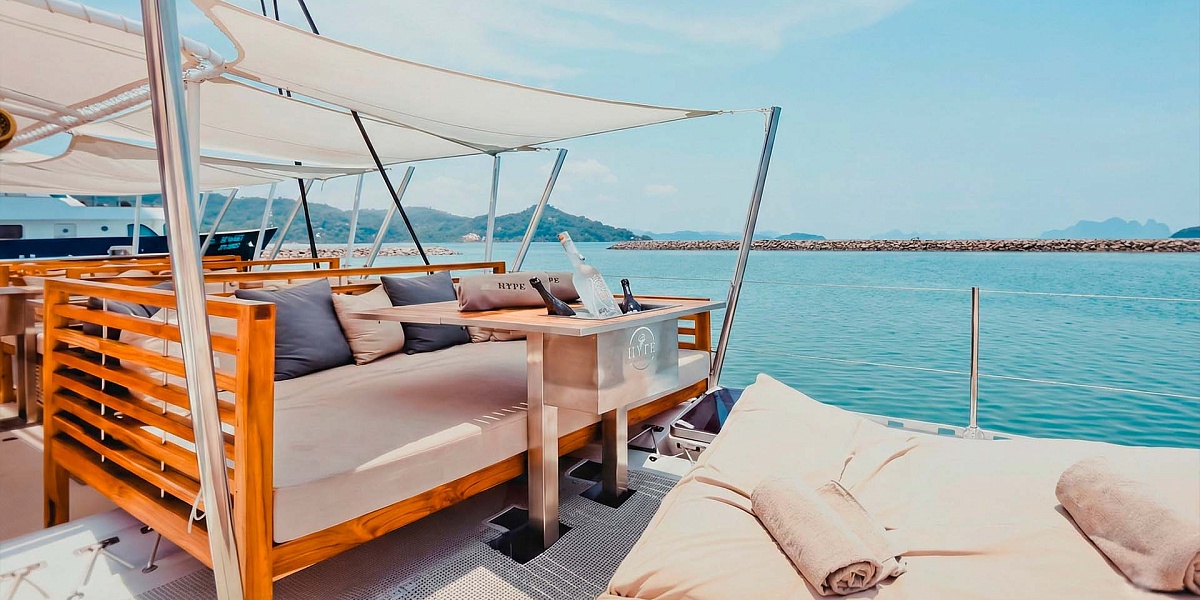 Аренда Party Catamaran 74ft на Пхукете